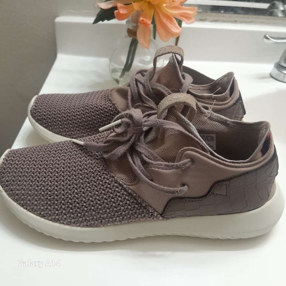 adidas Women's Taupe and Cream Sneakers